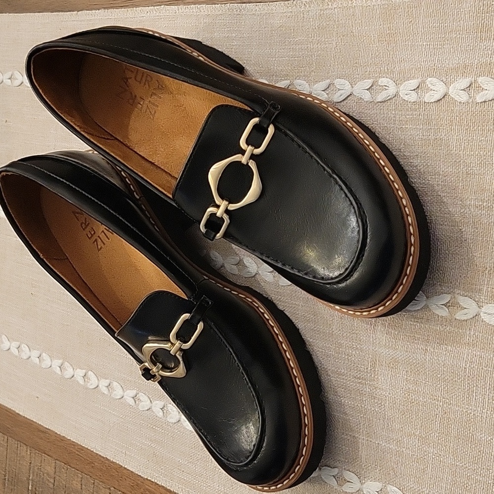 Naturalizer Cabaret-O Lug Sole Loafer